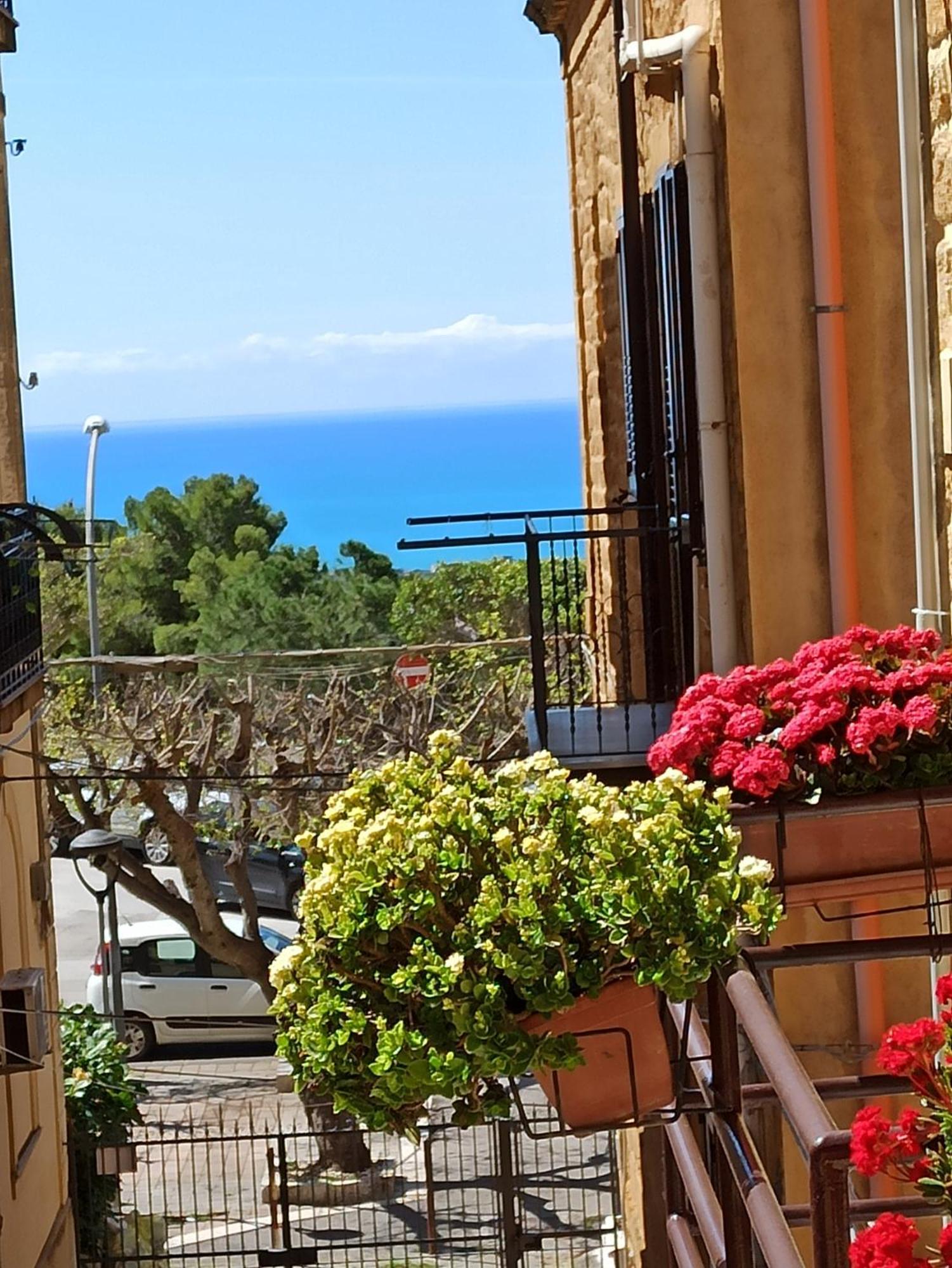 B&B Le 4 Stagioni Sul Viale, Belvedere Di Agrigento Buitenkant foto